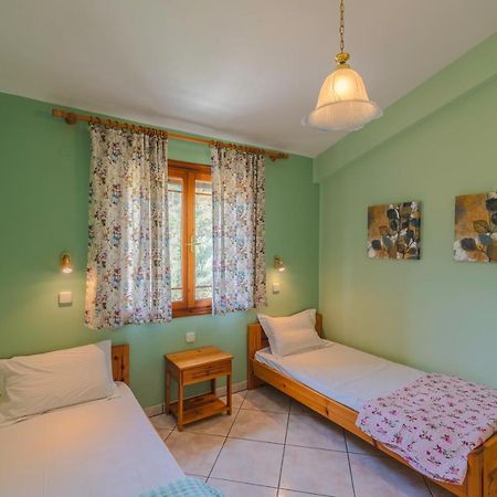 Villa Melina 2 Койнира Екстериор снимка