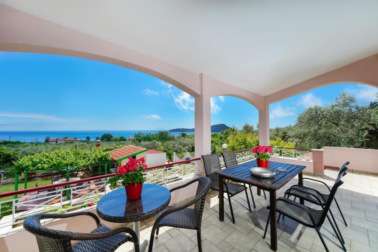 Villa Melina 2 Койнира Екстериор снимка