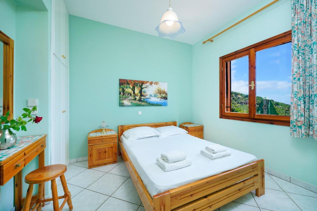 Villa Melina 2 Койнира Екстериор снимка