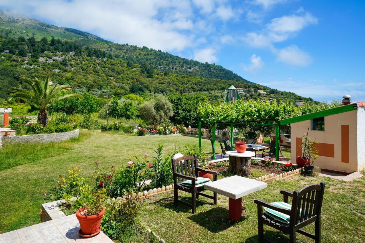 Villa Melina 2 Койнира Екстериор снимка