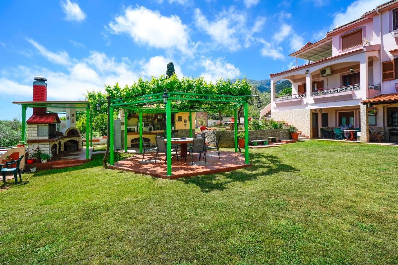 Villa Melina 2 Койнира Екстериор снимка