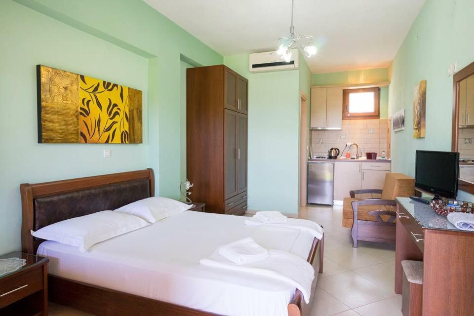 Villa Melina 2 Койнира Екстериор снимка