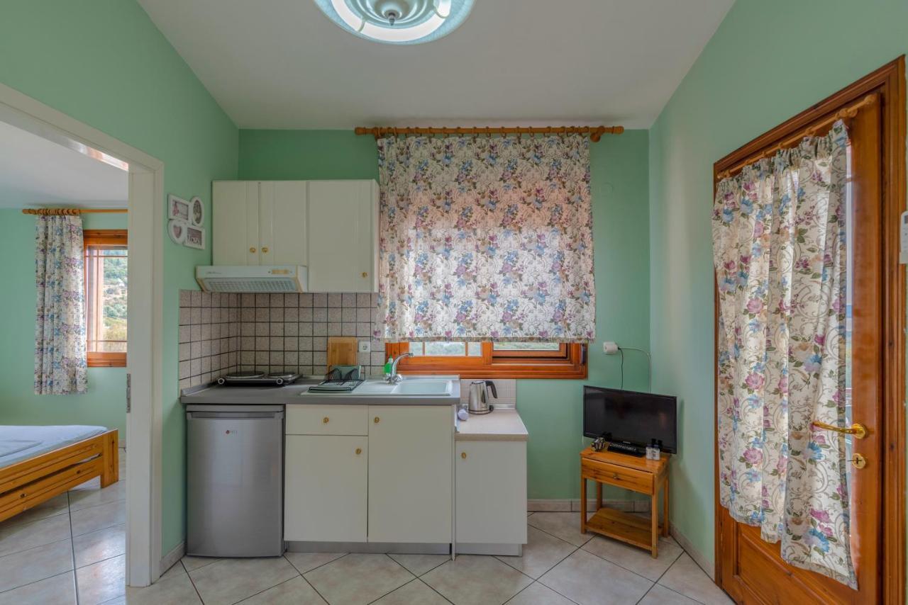Villa Melina 2 Койнира Екстериор снимка