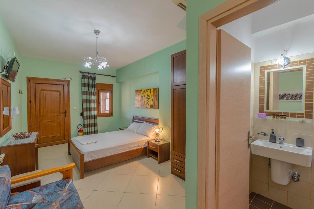 Villa Melina 2 Койнира Екстериор снимка