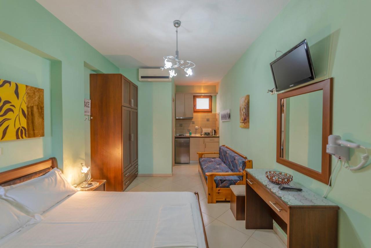 Villa Melina 2 Койнира Екстериор снимка
