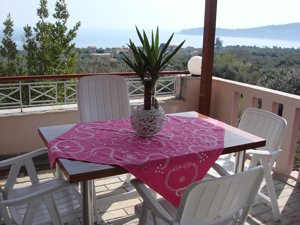 Villa Melina 2 Койнира Стая снимка