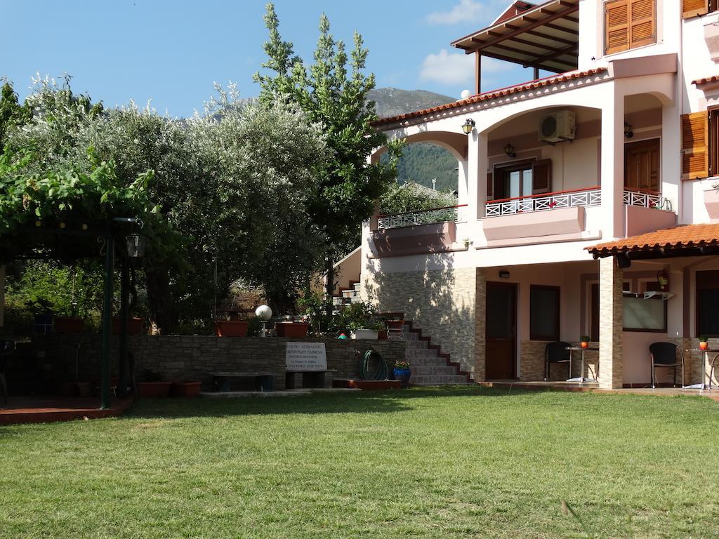 Villa Melina 2 Койнира Екстериор снимка